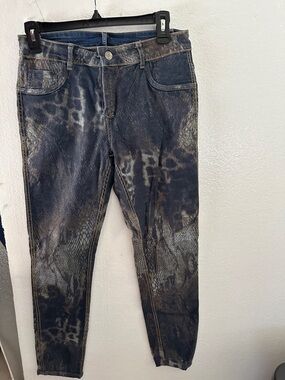 Women’s Dark Animal-Print Skinny Jeans
